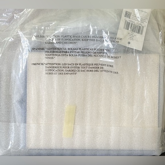 Kate Spade Snack Bar Popsicle
Crossbody Wallet Set - Picture 13 of 14